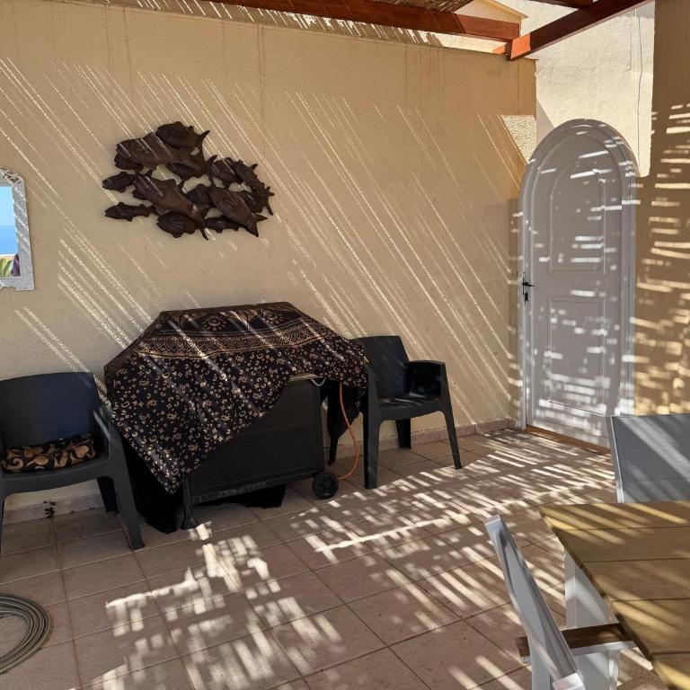 Seaview whole villa - Villa - 21