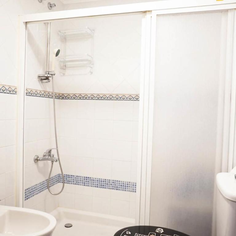 Bonito apartamento en Torrox costa con piscina - Apartamento - 6