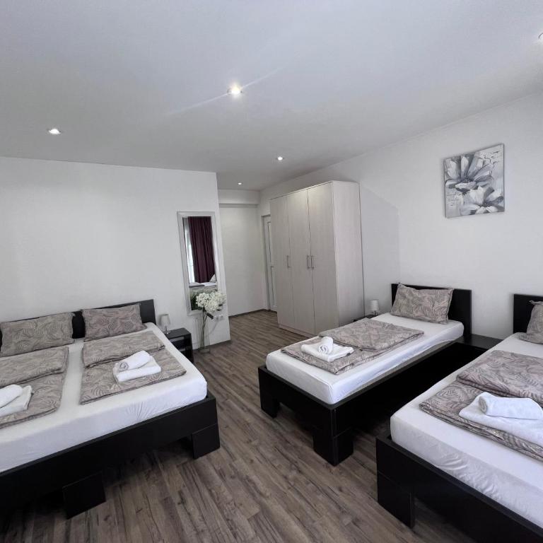 Apartments & Rooms Villa Zaad FREE PRIVATE PARKING - Apartment with Balcony - 7