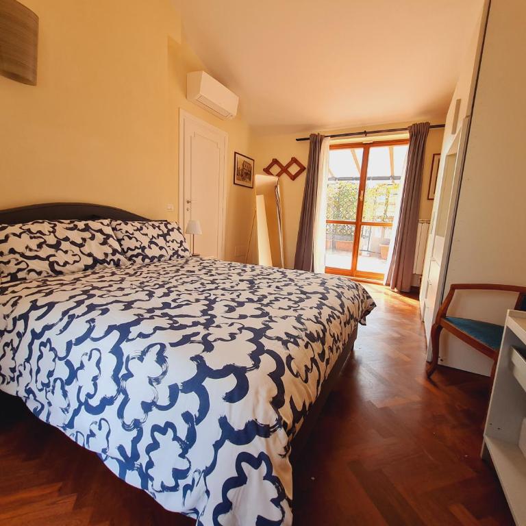 Mansarda luminosa e confortevole - Appartamento con 1 Camera da Letto e Terrazza - 1