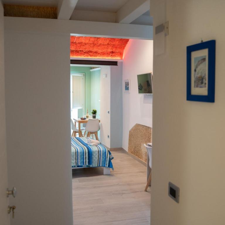 La casa sulle mura di Tropea vista mare - Studio with Sea View - 45