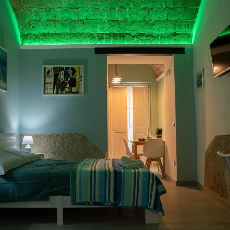 La casa sulle mura di Tropea vista mare - Studio with Sea View - 14