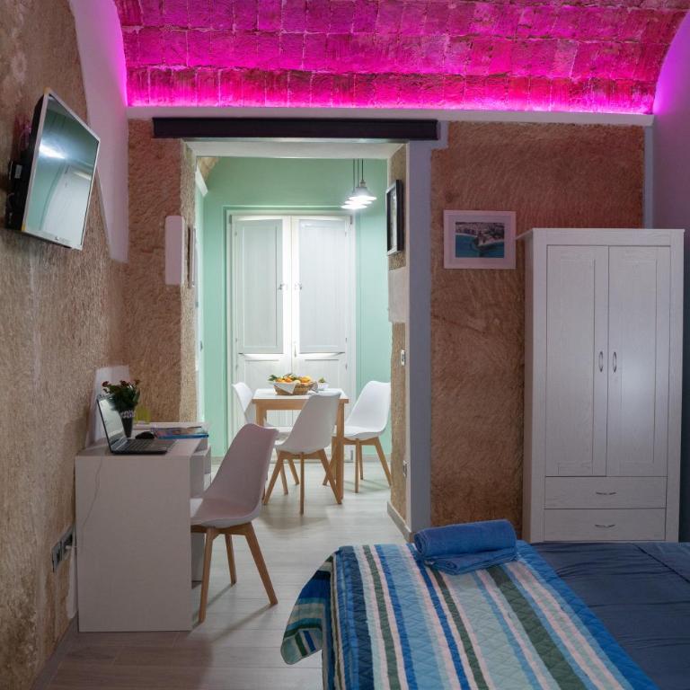 La casa sulle mura di Tropea vista mare - Studio with Sea View - 17