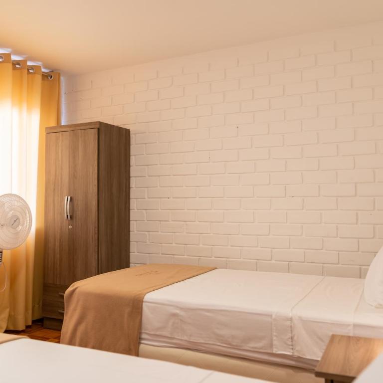 Hostal Los Frayles - Twin Room - 8