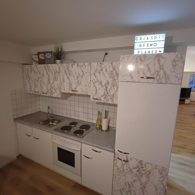 FeWo Planer Altstadtwohnung mit Terrasse & Parkplatz - Apartment mit 3 Schlafzimmern - 6