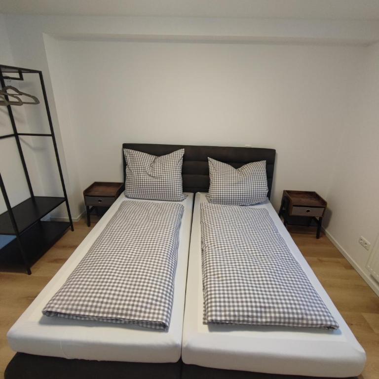 FeWo Planer Altstadtwohnung mit Terrasse & Parkplatz - Apartment mit 3 Schlafzimmern - 3