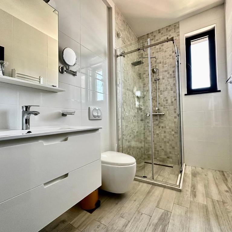 Hotel Del Medio - Apartman Tipa "Suite" sa Balkonom - 3