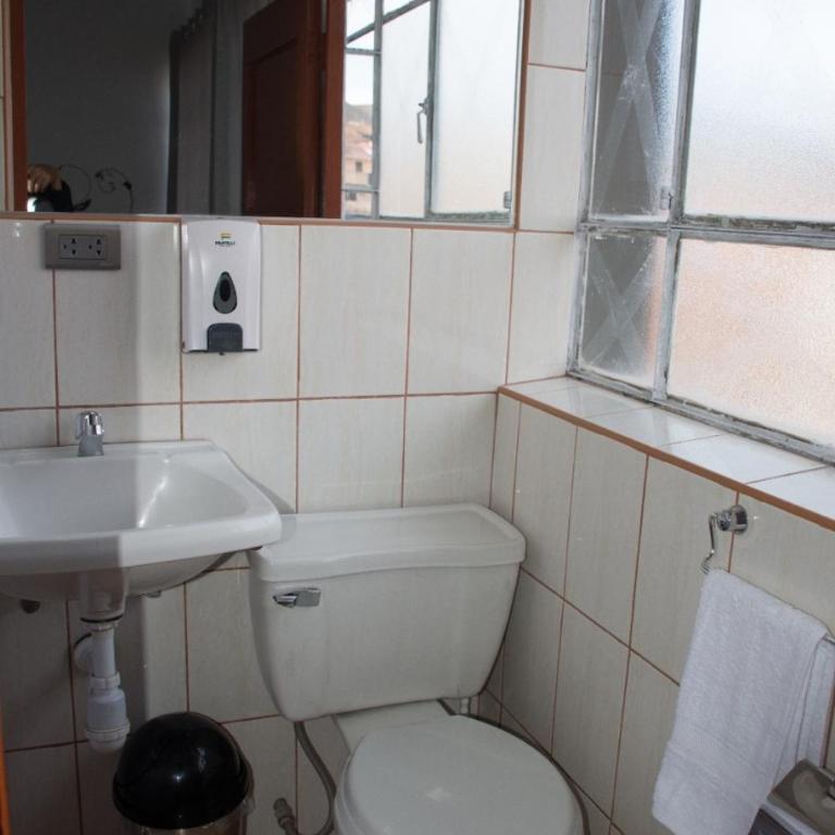 Don Andre House - Double Room with Private Bathroom - 6