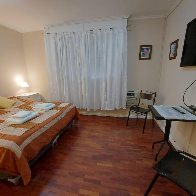 Hermoso Departamento, excelente ubicación a 50 mts de Plaza principal - Apartamento de 1 dormitorio - 12