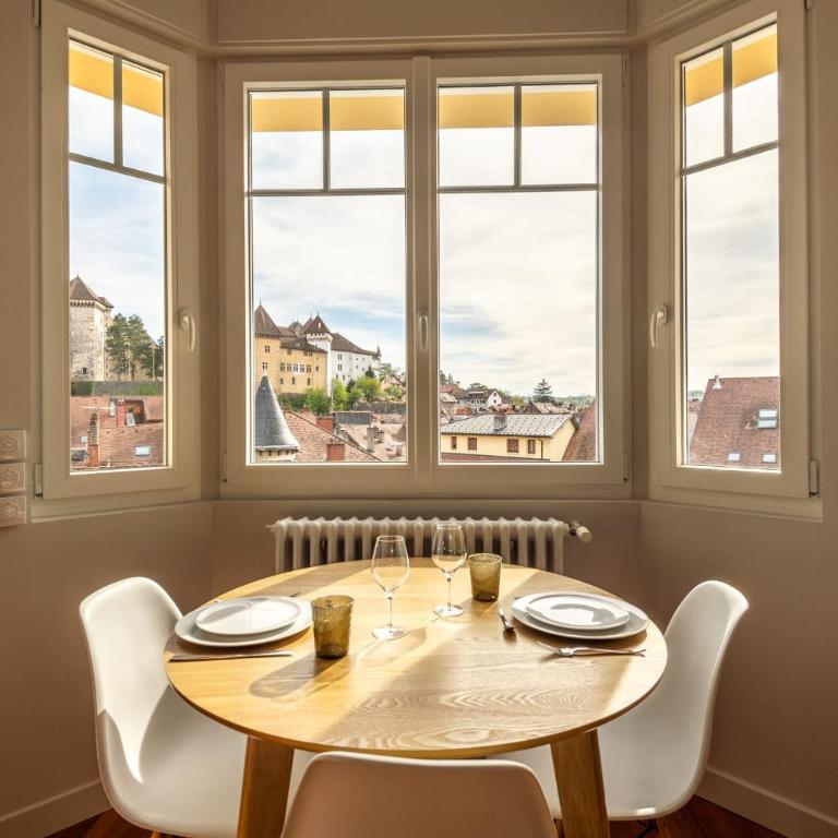 PANORAMIC SUITE - SUPERB flat in the heart of the old town 5 stars - Apartment - 11