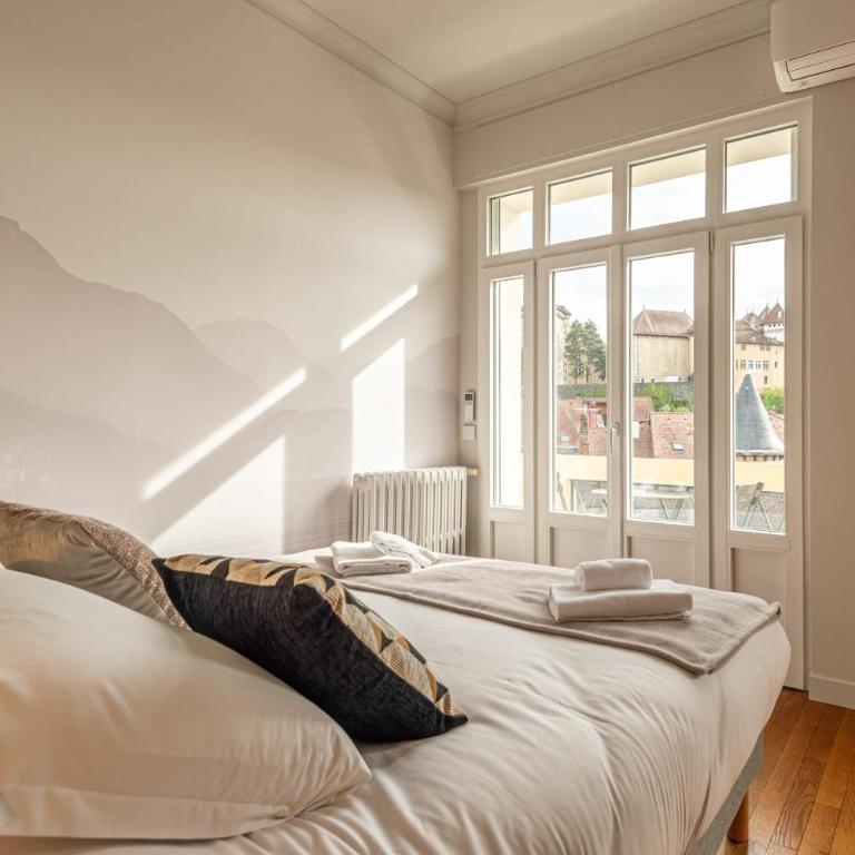 PANORAMIC SUITE - SUPERB flat in the heart of the old town 5 stars - Apartment - 20