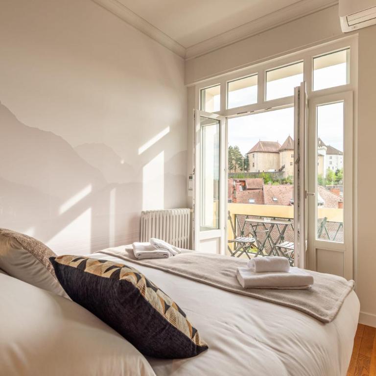 PANORAMIC SUITE - SUPERB flat in the heart of the old town 5 stars - Apartment - 21