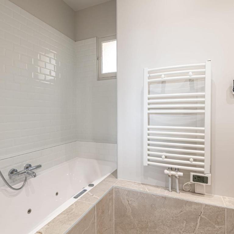 PANORAMIC SUITE - SUPERB flat in the heart of the old town 5 stars - Apartment - 38