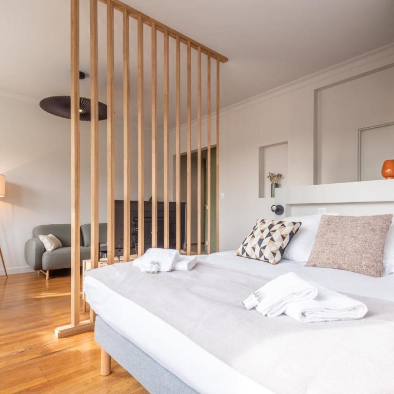 PANORAMIC SUITE - SUPERB flat in the heart of the old town 5 stars - Apartment - 48