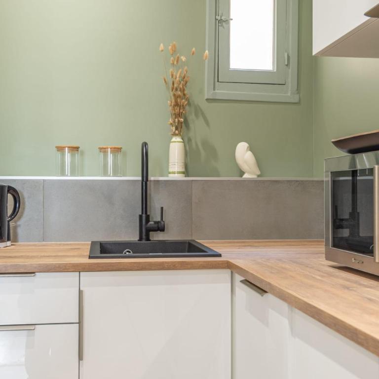 PANORAMIC SUITE - SUPERB flat in the heart of the old town 5 stars - Apartment - 61