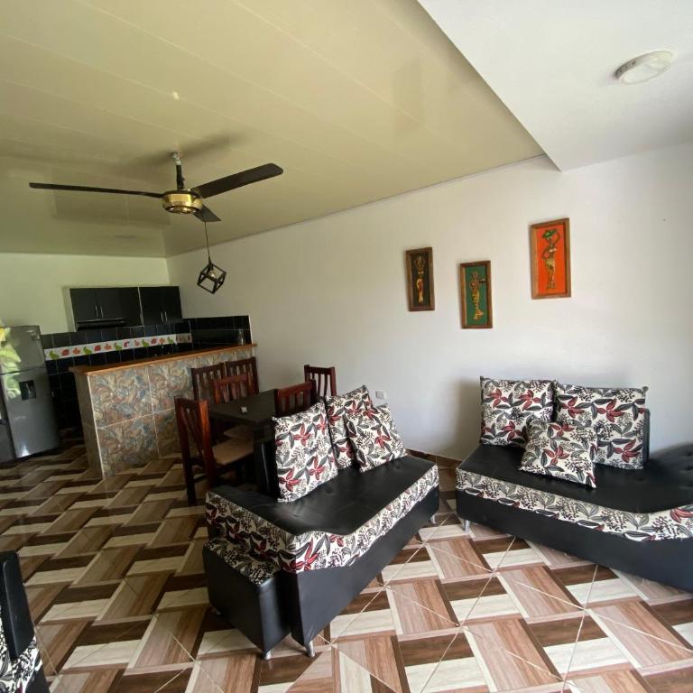 Apartamento bustos - Casa de 2 dormitorios - 1