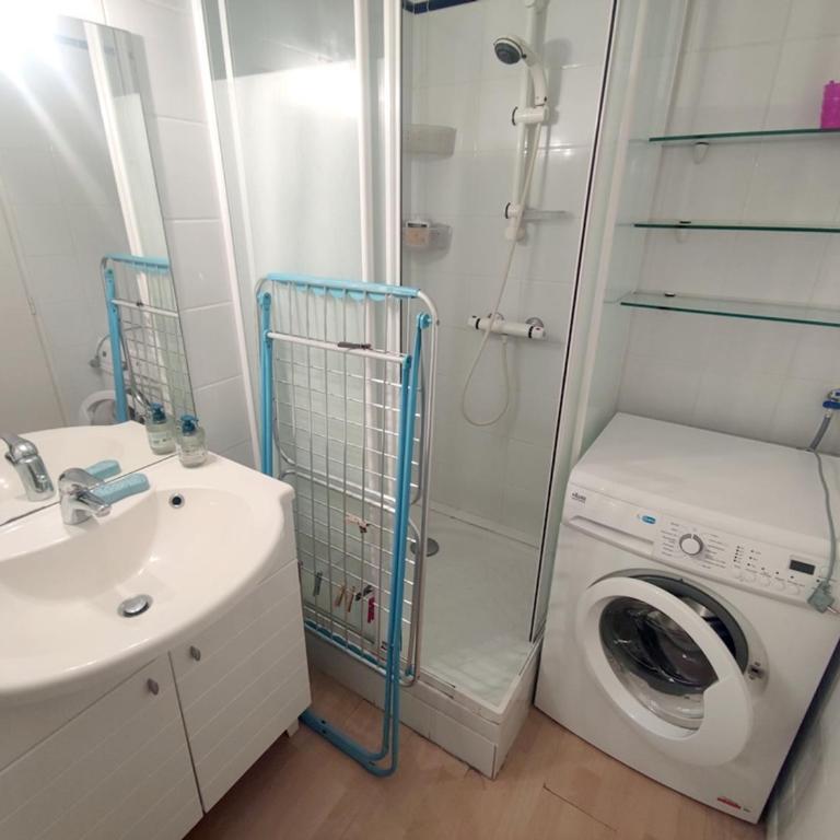 Duplex avec Terrasse, à 250 m de la Plage du Fogeo et Proche Commerces - FR-1-639-114 - Appartement - 6