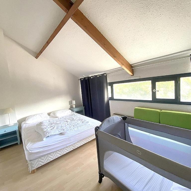 Duplex avec Terrasse, à 250 m de la Plage du Fogeo et Proche Commerces - FR-1-639-114 - Appartement - 9