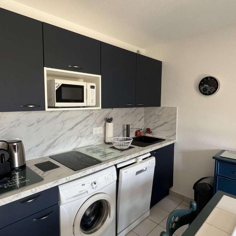 Pavillon cosy proche plage pour 6 pers. avec garage à Valras-Plage - FR-1-701-80 - Apartment - 9