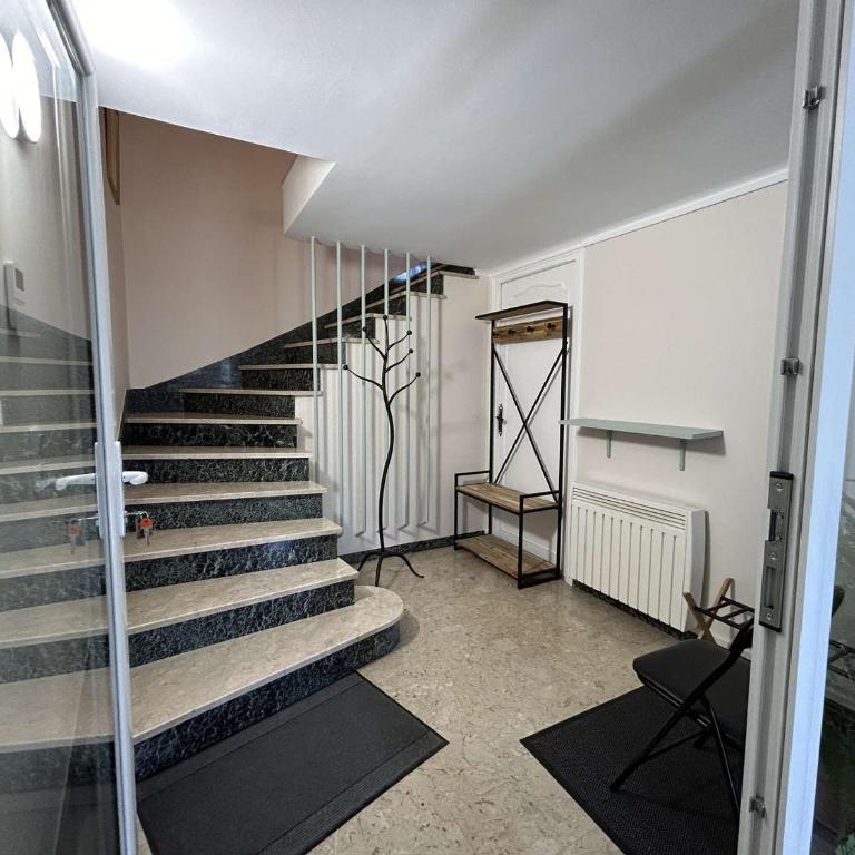 Appartement rénové 4 pièces, 6 pers, balcon, jardin, parking, wifi – Briançon - FR-1-330C-142 - Apartment - 12