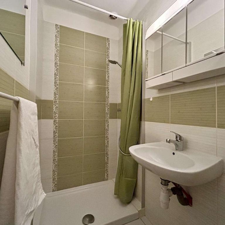 Appartement rénové 4 pièces, 6 pers, balcon, jardin, parking, wifi – Briançon - FR-1-330C-142 - Apartment - 29