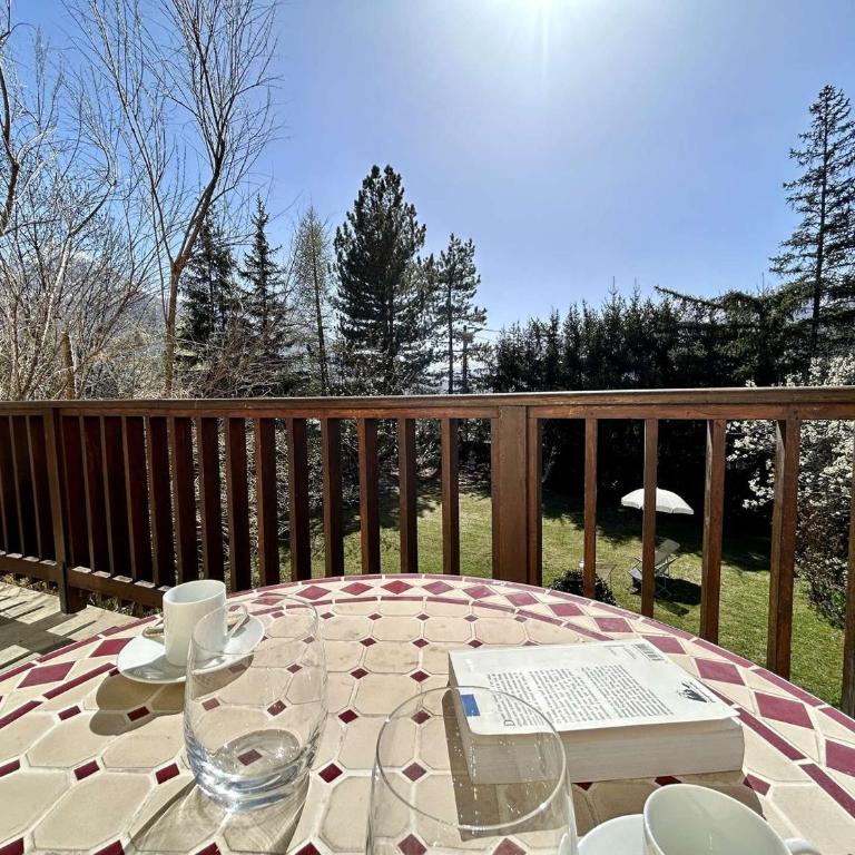 Appartement rénové 4 pièces, 6 pers, balcon, jardin, parking, wifi – Briançon - FR-1-330C-142 - Apartment - 30