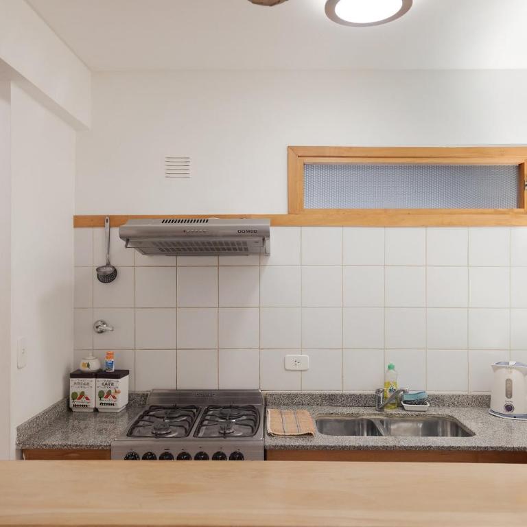 Depto Centrico con pequeño jardin y parrilla - Apartamento Estudio - 10