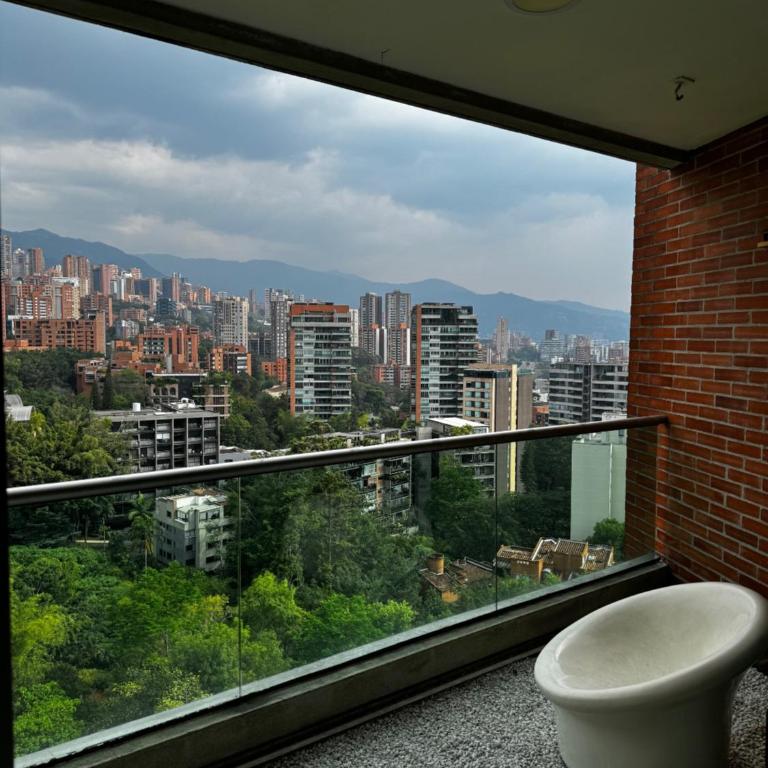 Blux 1305 Poblado Medellín Colombia - Apartamento Estudio - 8