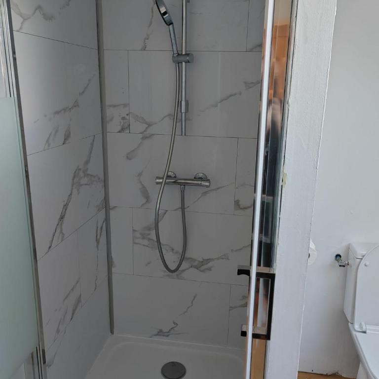 200 m plage - Rue piétonne à 300 m - jardin - Appartement 1 Chambre - 12