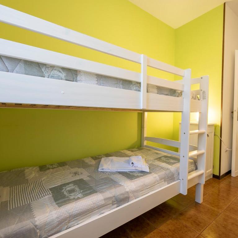 Villa Fiorita Apartments - Appartamento con 2 Camere da Letto - 7