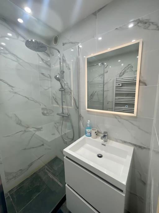 Superbe 2P proche plages - Piscine - Apartment mit 1 Schlafzimmer - 20