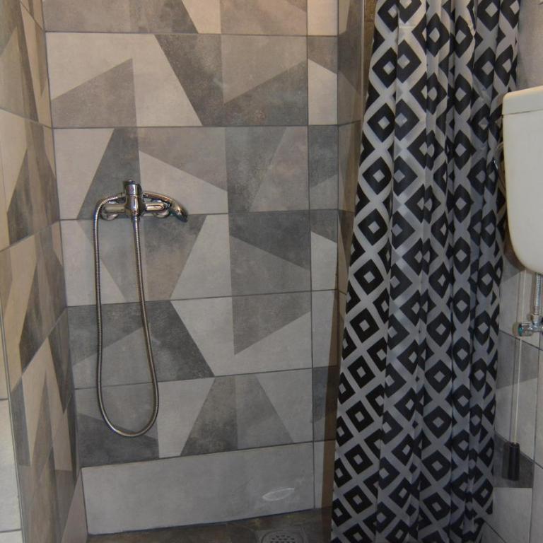 Apartman Kaća - Apartment with Balcony - 16