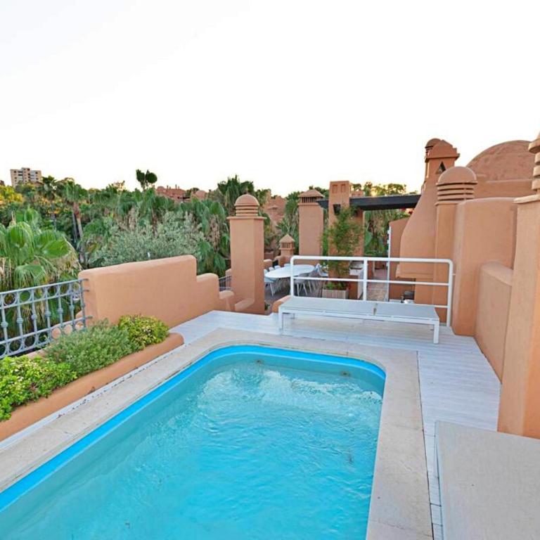 Luxury 4 BD Penthouse with Private Pool by Hostlovers - Apartamento - 35
