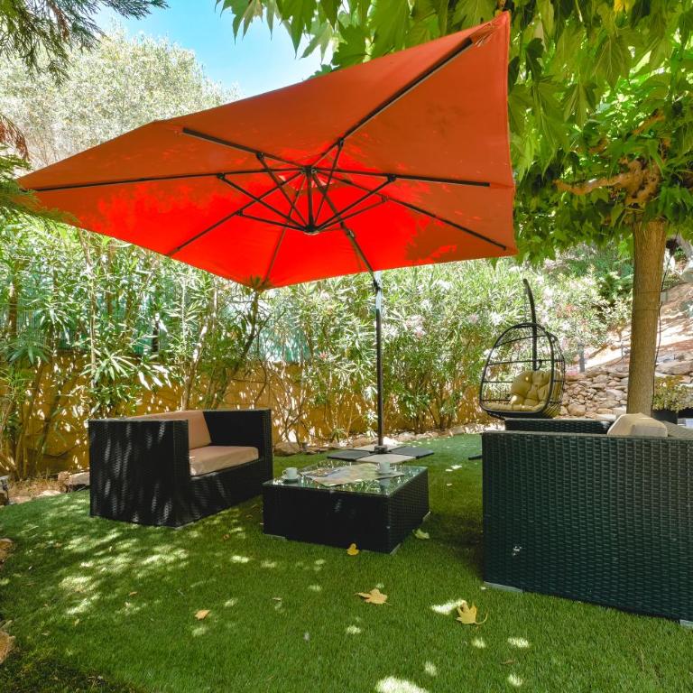 Charmant Appartement - Jardinet Privé - 5 minutes des plages Sanguinaires - Ajaccio - Appartement 1 Chambre - 21