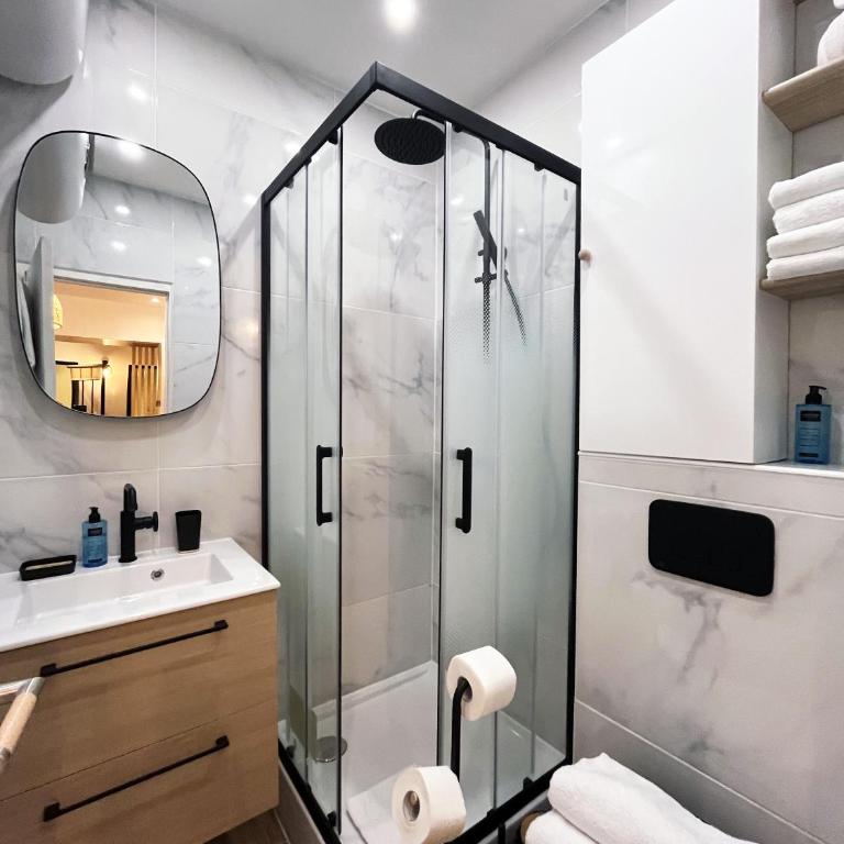 Urban Flat 178 - Cosy Chic 2 Bedroom Flat in Paris - Appartement - 24