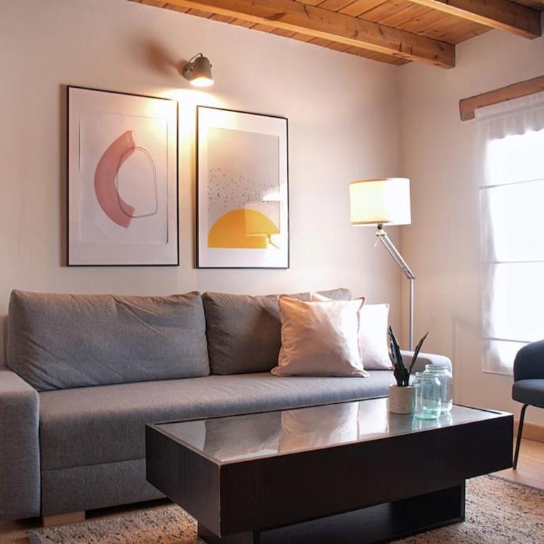 Duplex near the historic centre in Malaga (Z) - One-Bedroom Apartment - 2
