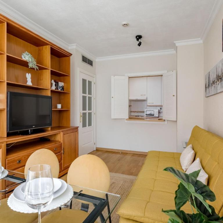 Charming Airport V - One-Bedroom Apartment - 8