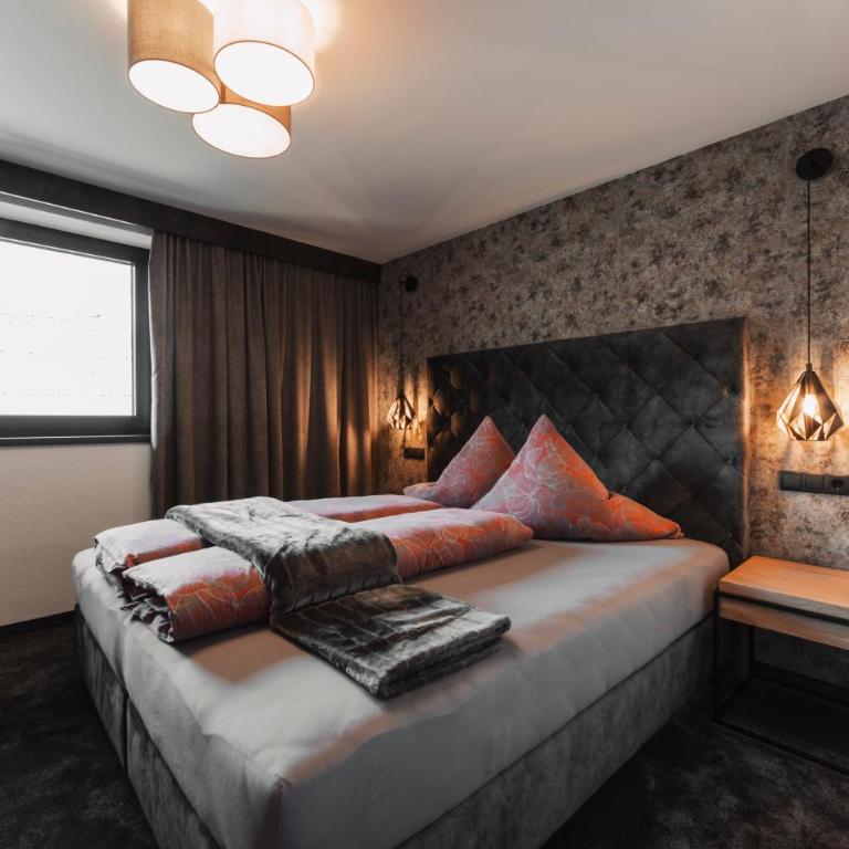 4zero Appartment - Apartment 4 mit Balkon und mit Feuer beheiztem Whirlpool - 7