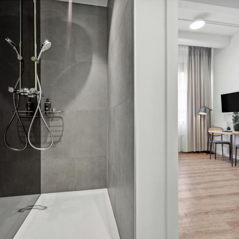 Limehome Munich Fritz-Erler Str - Suite - 13