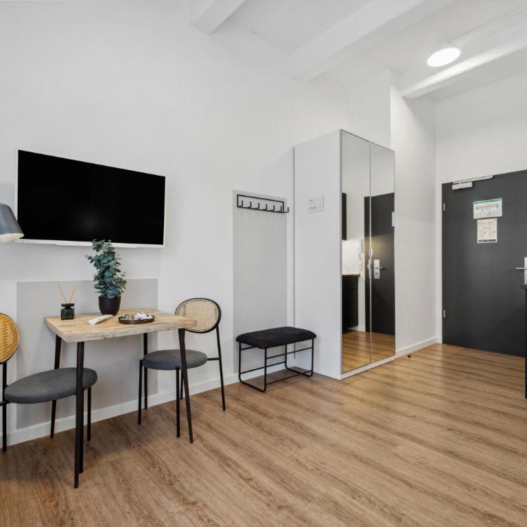 Limehome Munich Fritz-Erler Str - Suite - 17