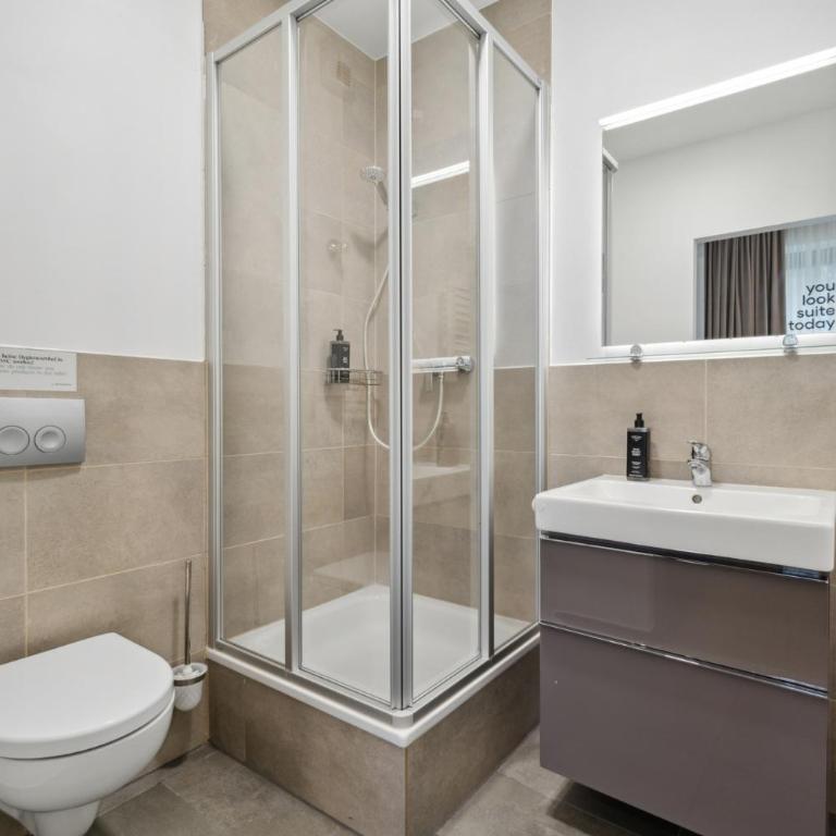 Limehome Munich Fritz-Erler Str - Suite con Terrazza - 9