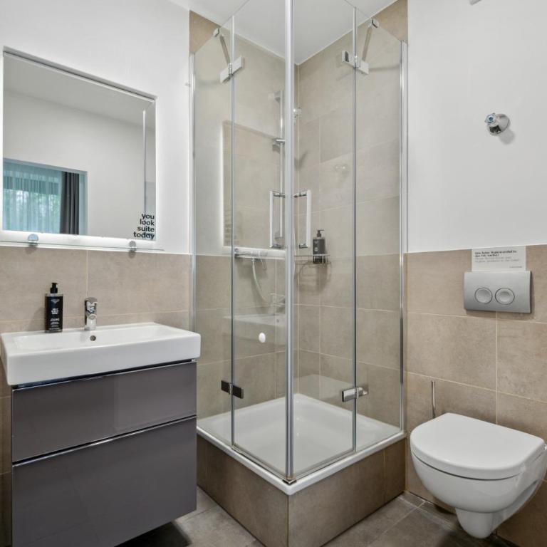 Limehome Munich Fritz-Erler Str - Suite con Terrazza - 17