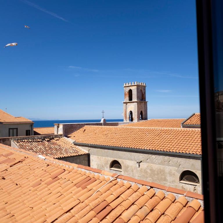 Dolce Vita Rooms and Apartments - Camera Tripla Superior - 6