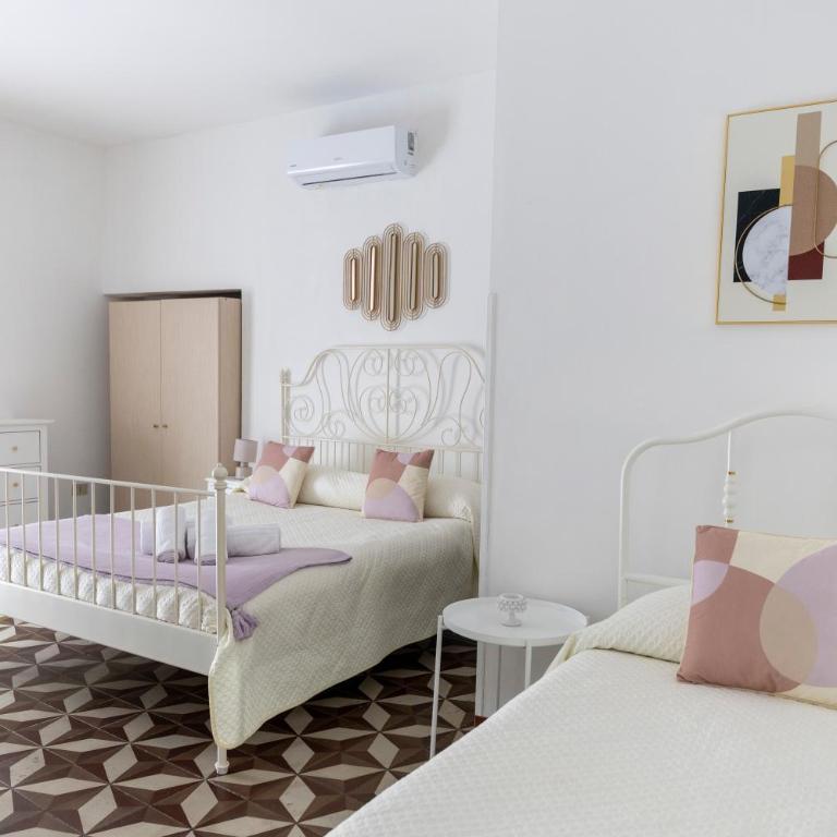 Dolce Vita Rooms and Apartments - Camera Tripla con Balcone - 11