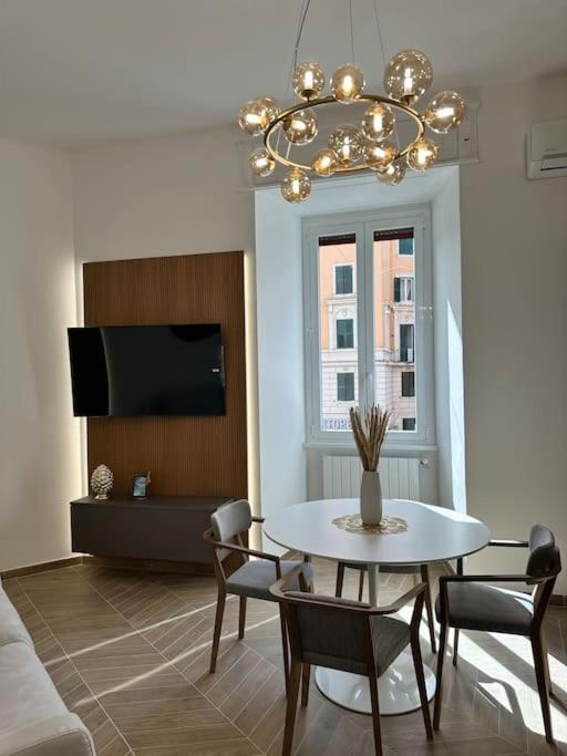 Stans Dolce Lusso Basilica San Giovanni - Appartamento con 2 Camere da Letto - 16