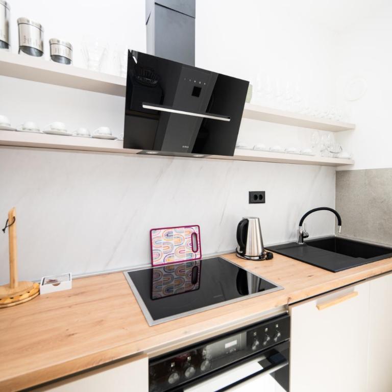 Design 150m2 Three-Bedroom Apartment - Titova Street - Apartman sa 3 Spavaće Sobe - 5