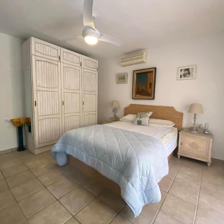 La Hacienda - Three-Bedroom Villa - 8