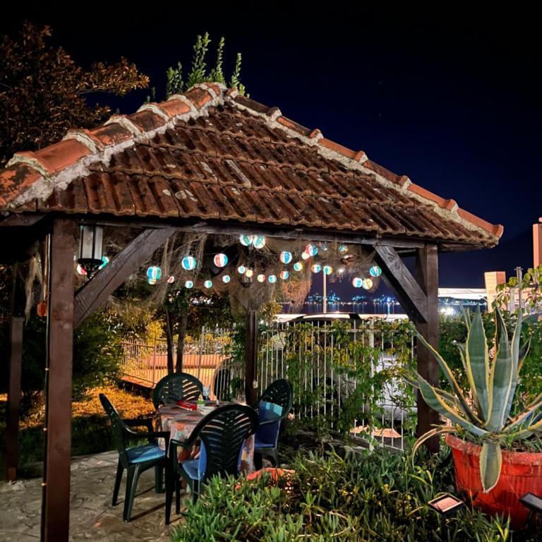 Lemon tree villa - Four-Bedroom House - 36