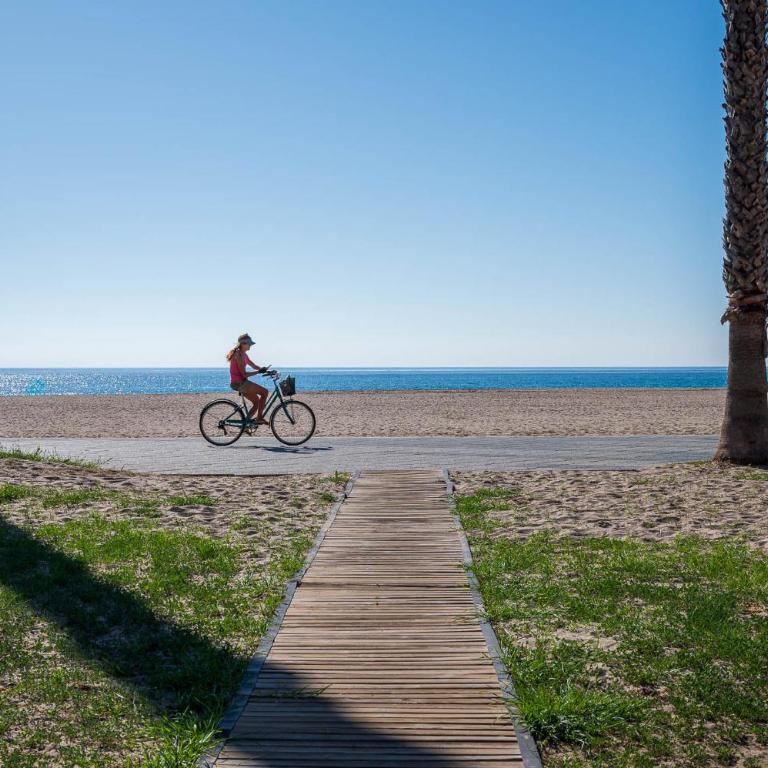 AT091 Els Pins, vistas del mar, comunidad con piscina - Three-Bedroom Apartment - 35
