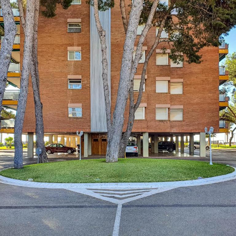 AT091 Els Pins, vistas del mar, comunidad con piscina - Three-Bedroom Apartment - 33